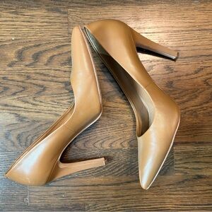 Calvin Klein Brady Pump Caramel Leather 4” Stiletto Women’s 10 Great Condition